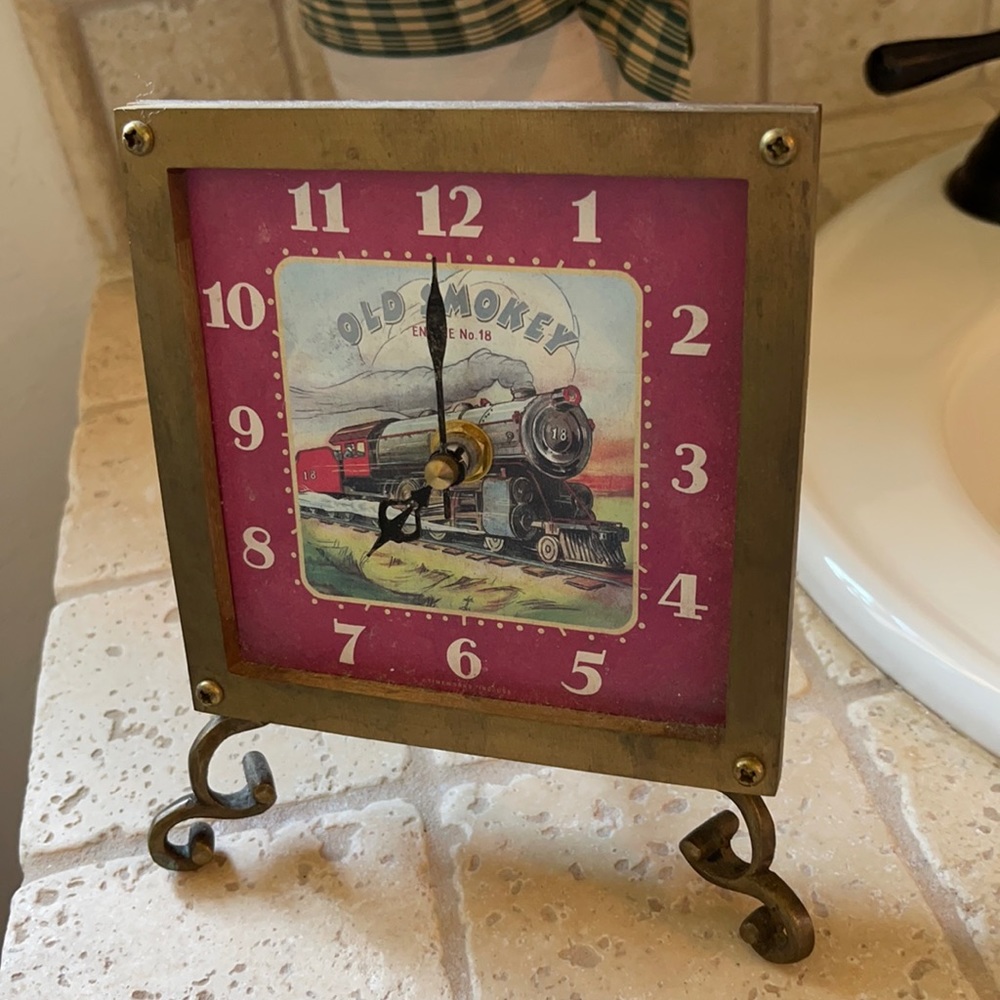 Timeworks Old Smokey train clock